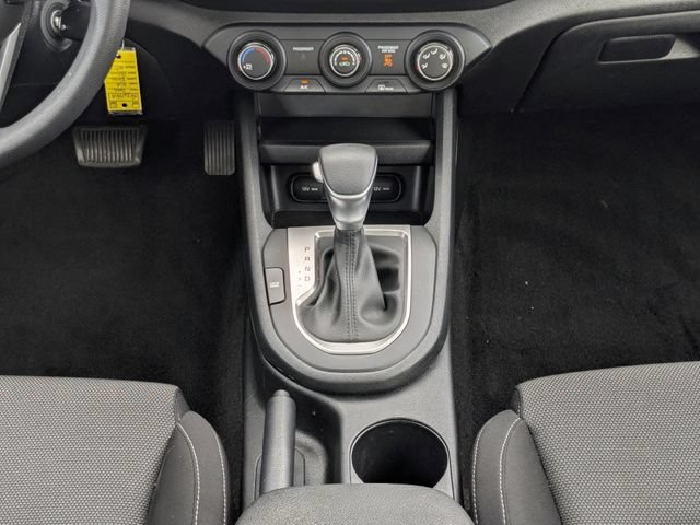 Certified 2022 Kia Forte Sedan FWD image 19