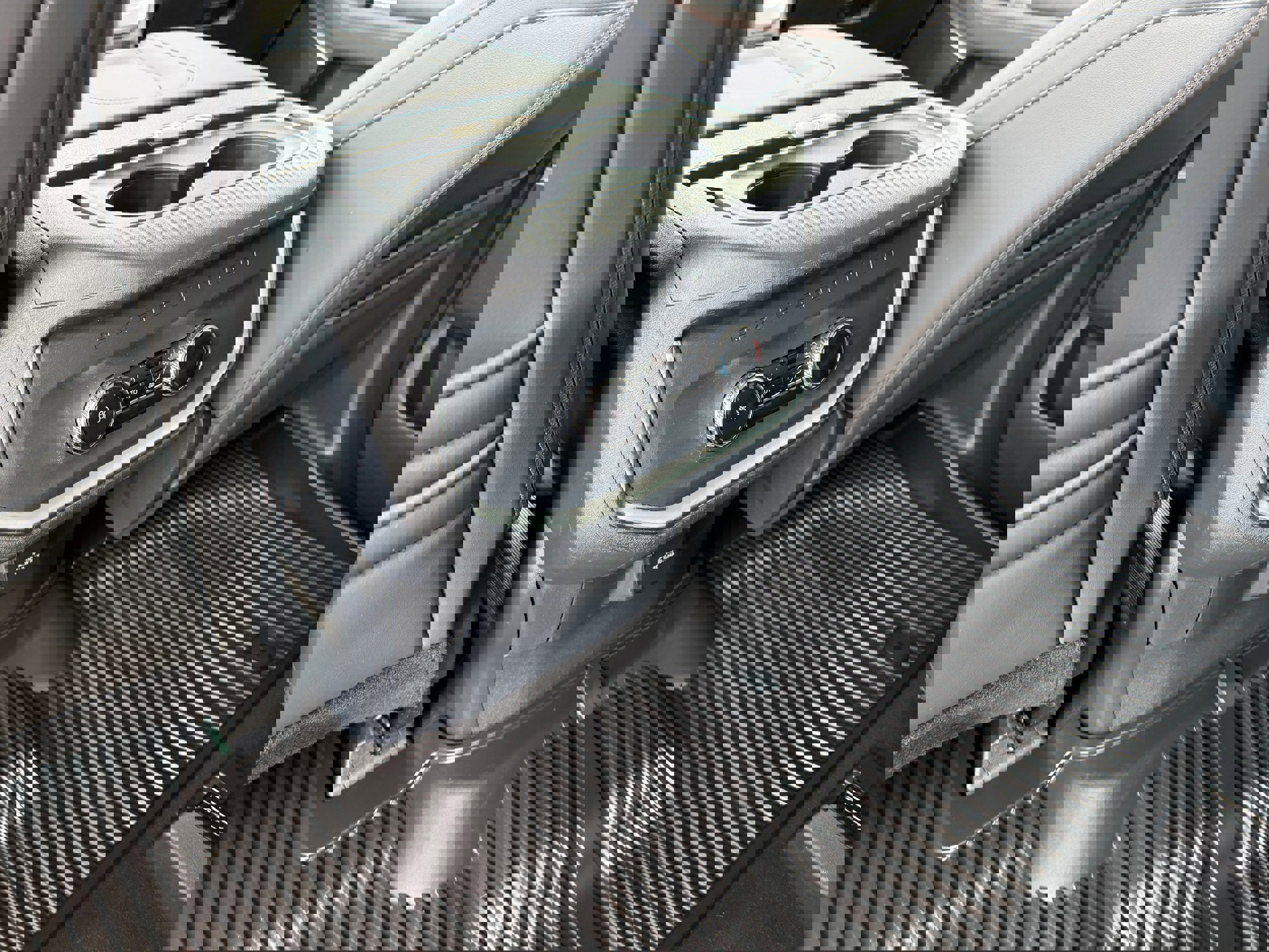 Certified 2025 Ford Expedition Active AWD/4WD image 19