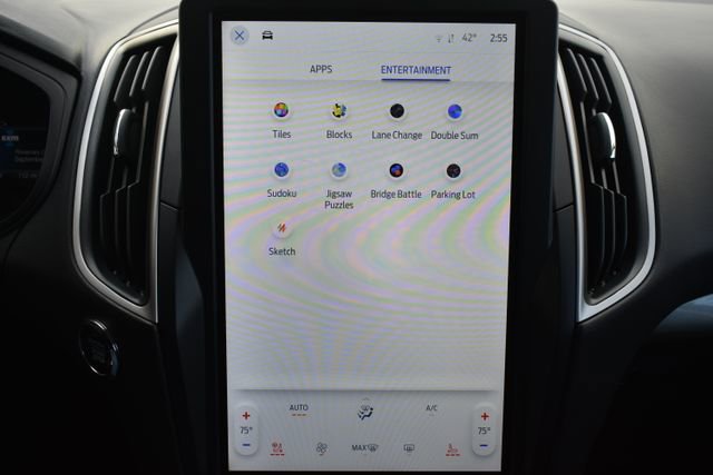 Used 2024 Ford Edge SEL w/ Convenience Package image 24