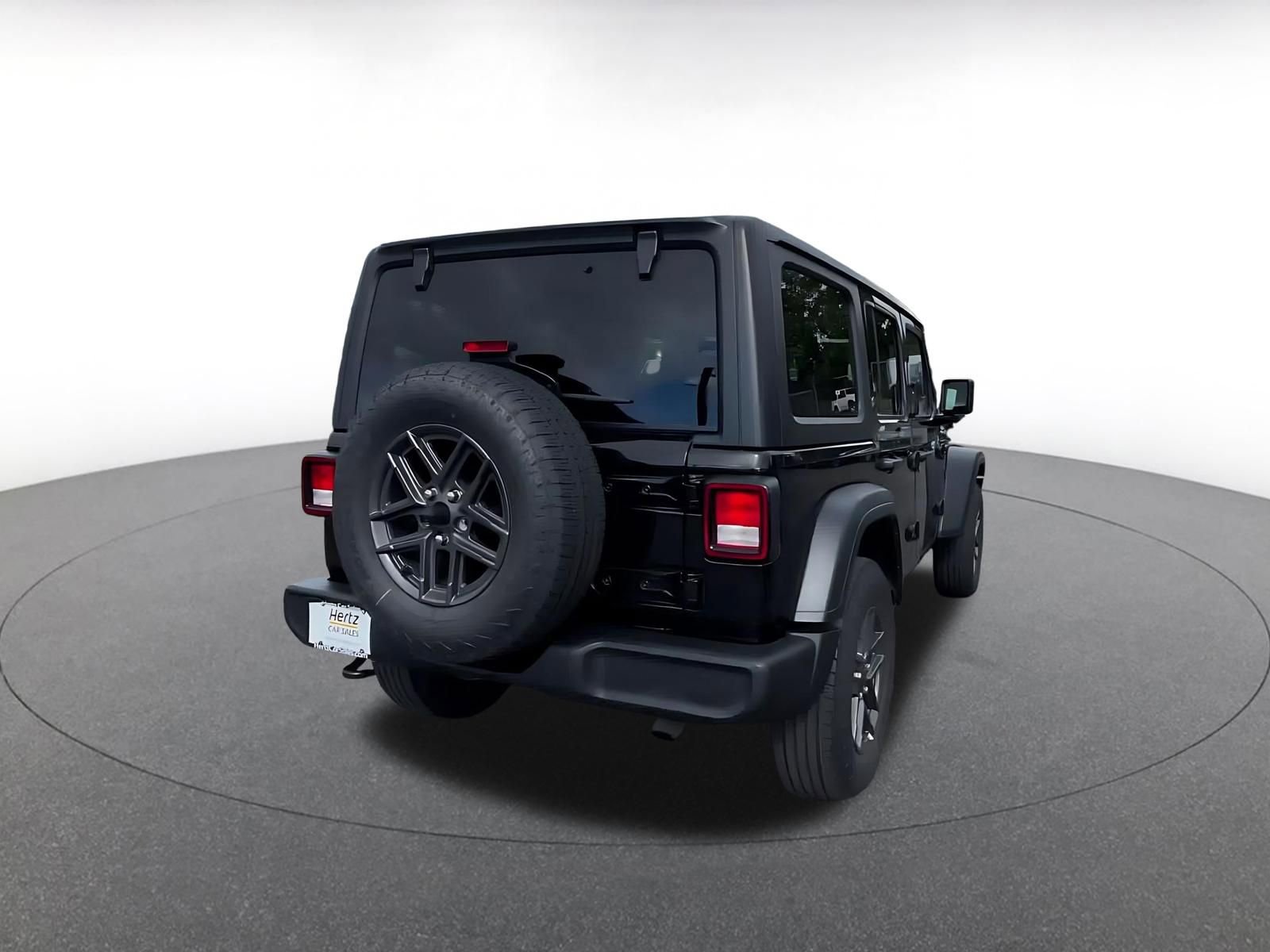 Used 2025 Jeep Wrangler Unlimited Sport AWD/4WD image 11