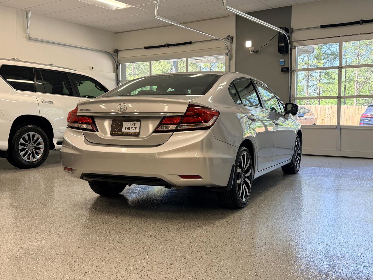Used 2015 Honda Civic EX-L image 9