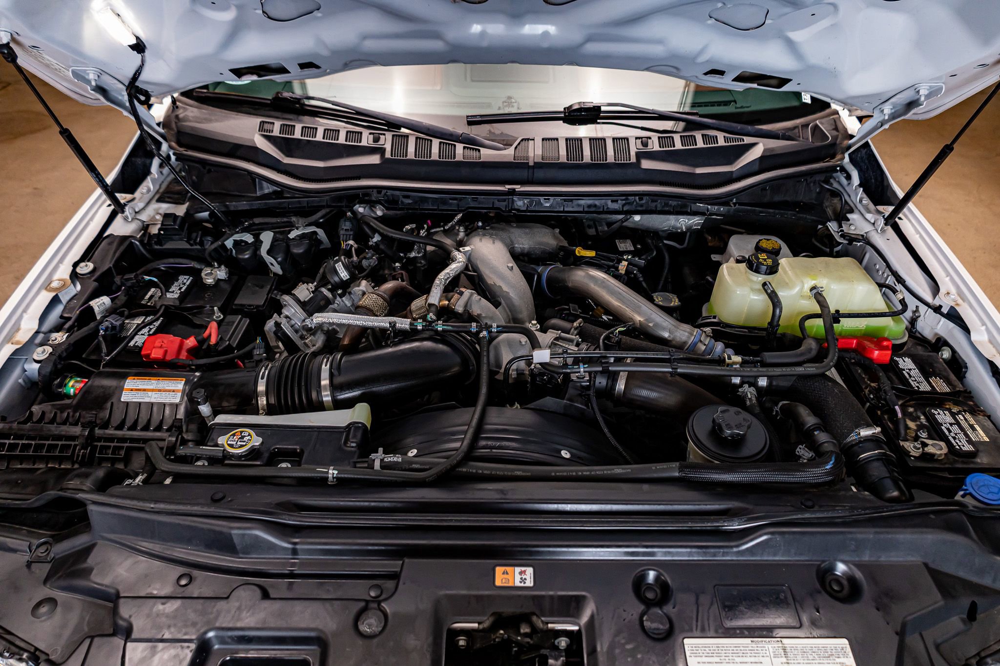 Used 2020 Ford F450 Platinum w/ FX4 Off-Road Package image 32