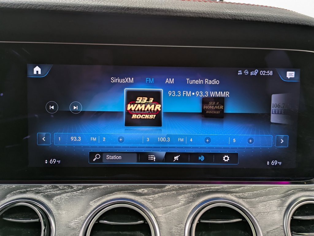 Used 2021 Mercedes-Benz E 53 AMG 4MATIC Sedan image 12