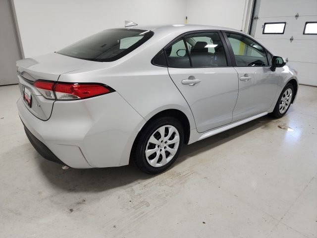 Used 2024 Toyota Corolla LE image 11