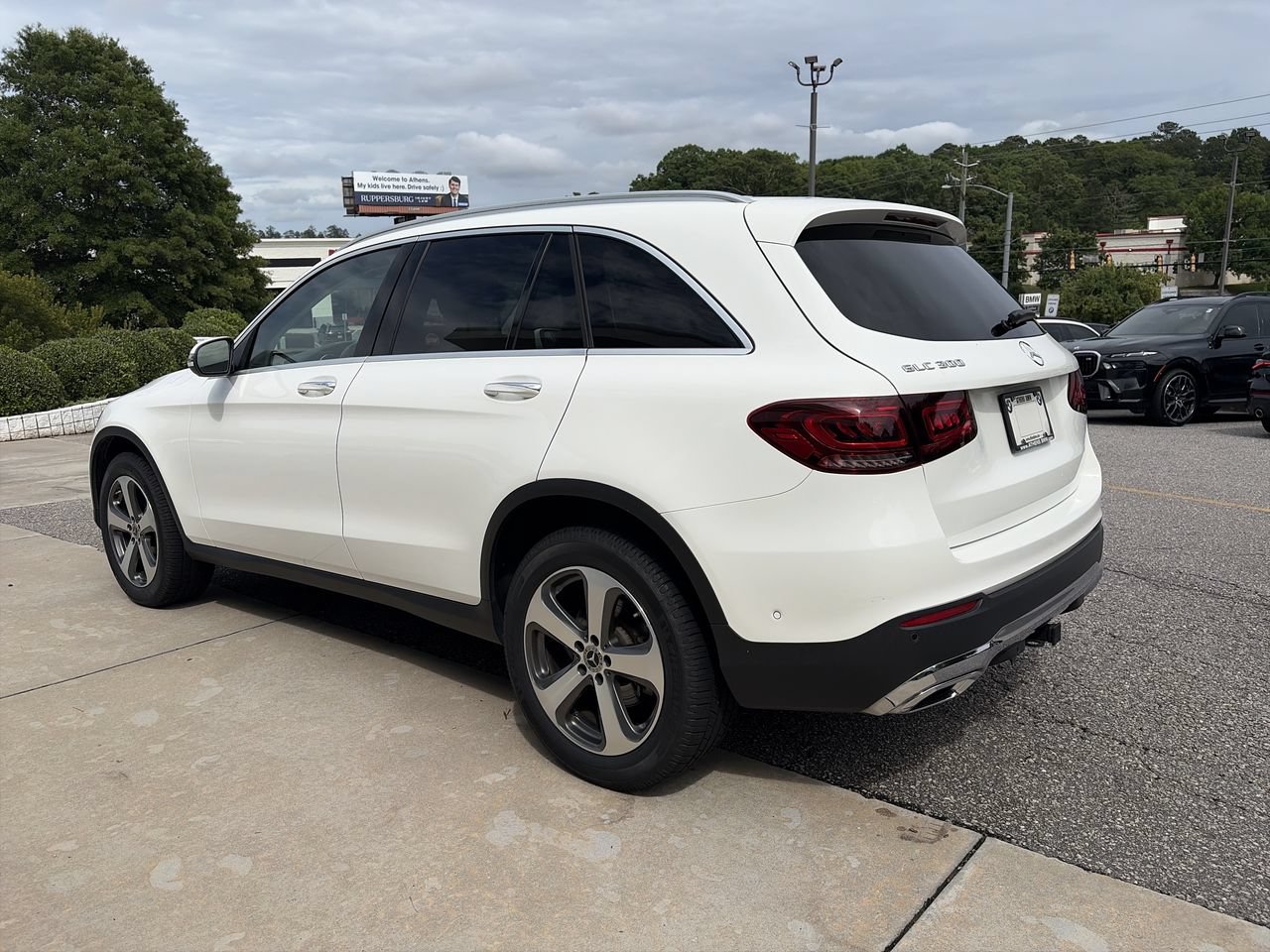 Used 2020 Mercedes-Benz GLC 300 image 6