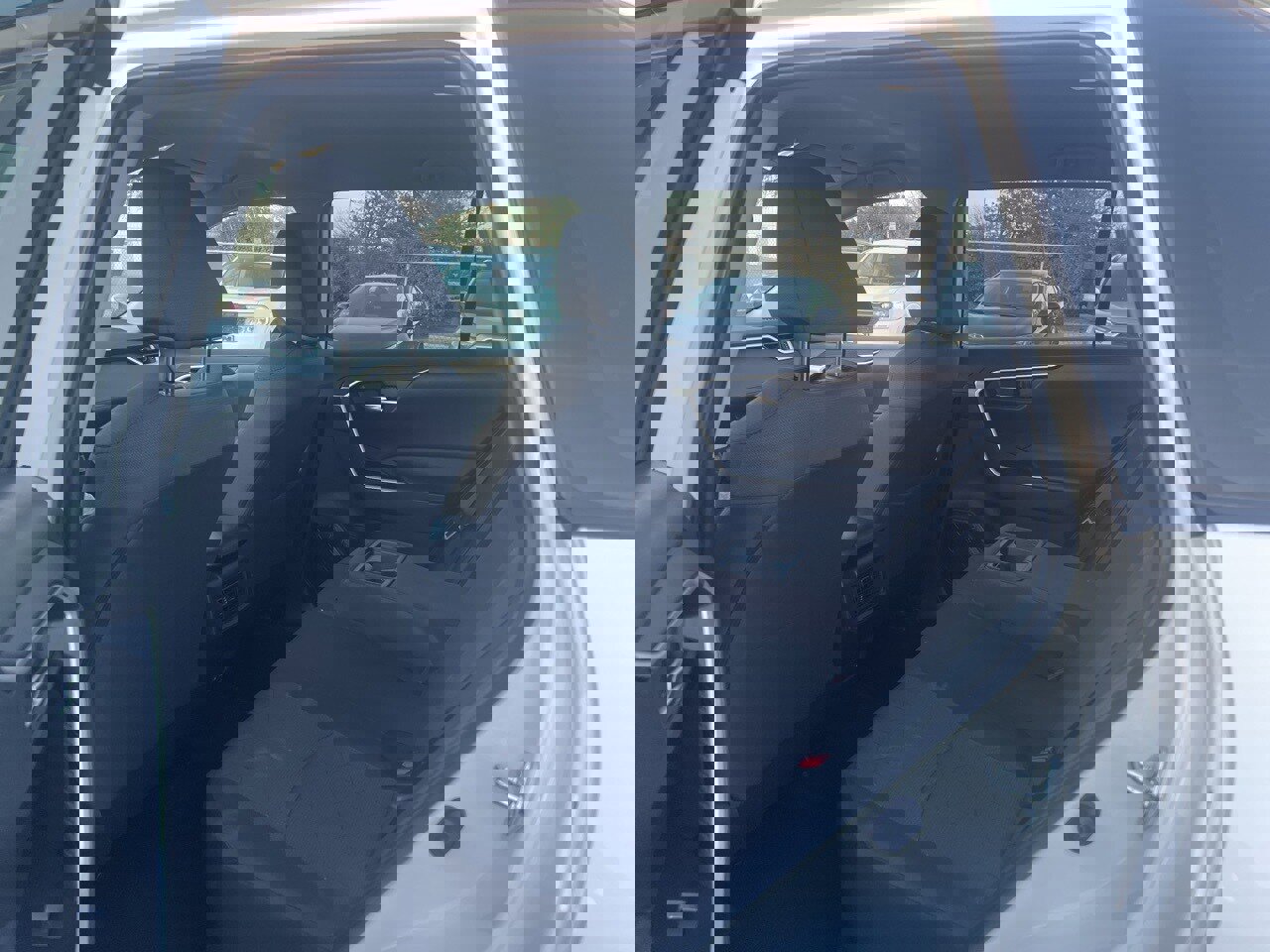 Used 2025 Toyota RAV4 XLE image 11