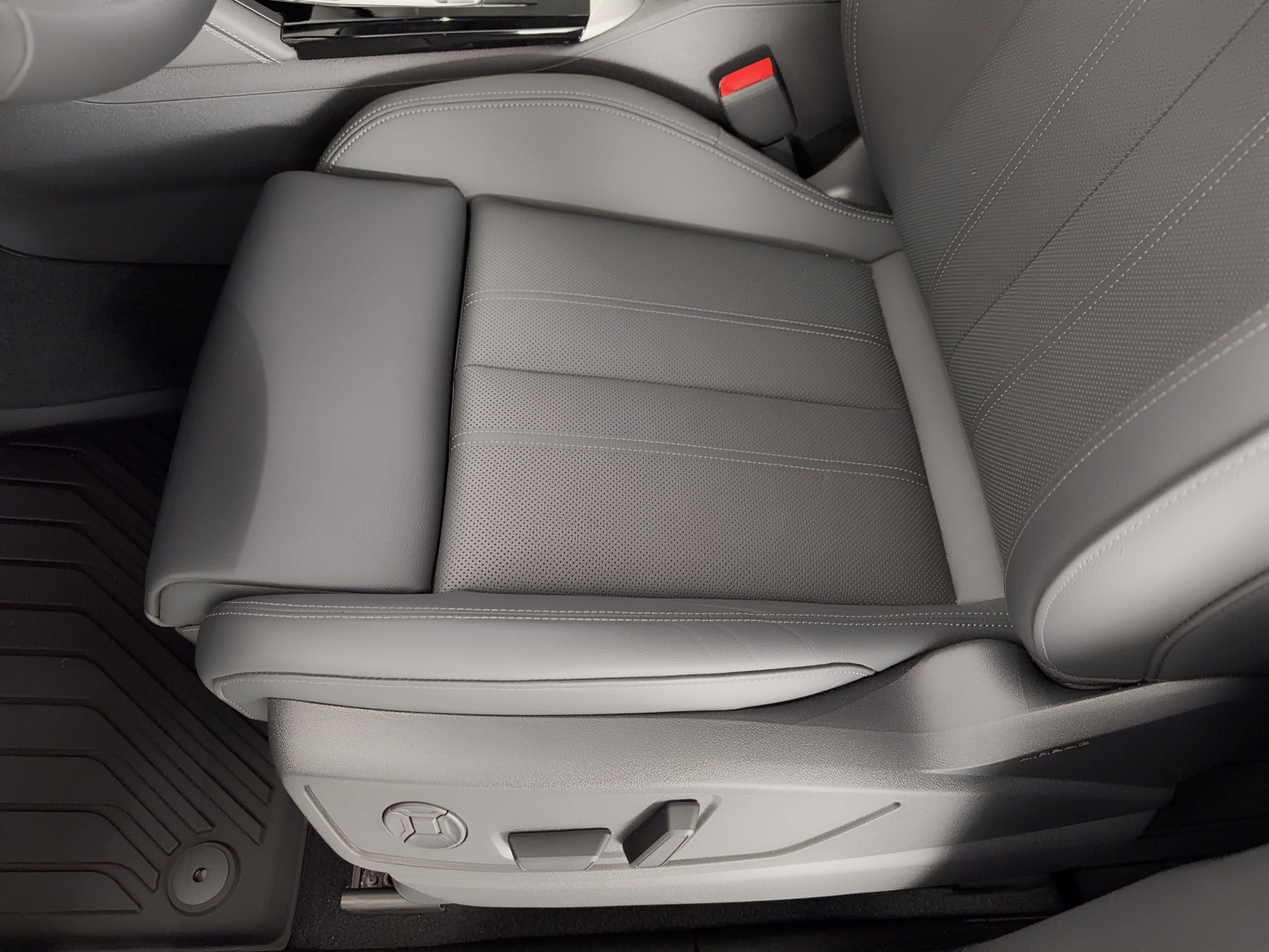 New 2026 Audi Q5 Premium Plus image 16