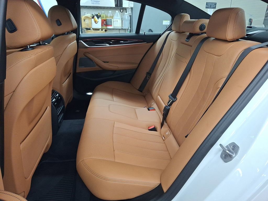 Certified 2023 BMW 530i xDrive w/ Premium Package image 7