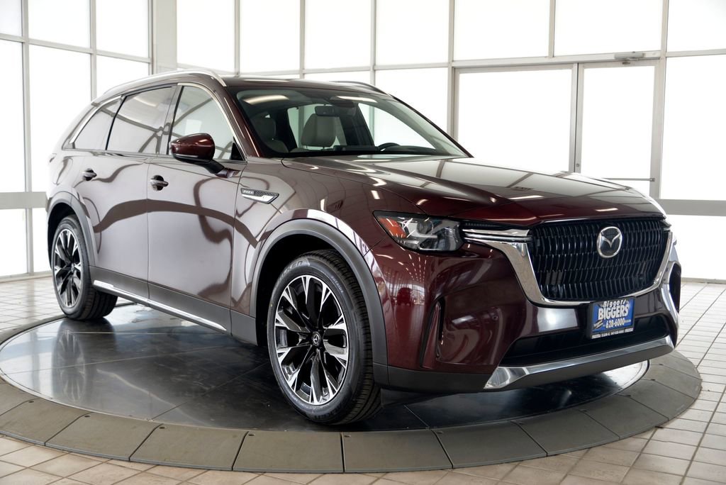 Certified 2024 MAZDA CX-90 Plug-In Hybrid w/ Premium Pkg AWD/4WD image 2