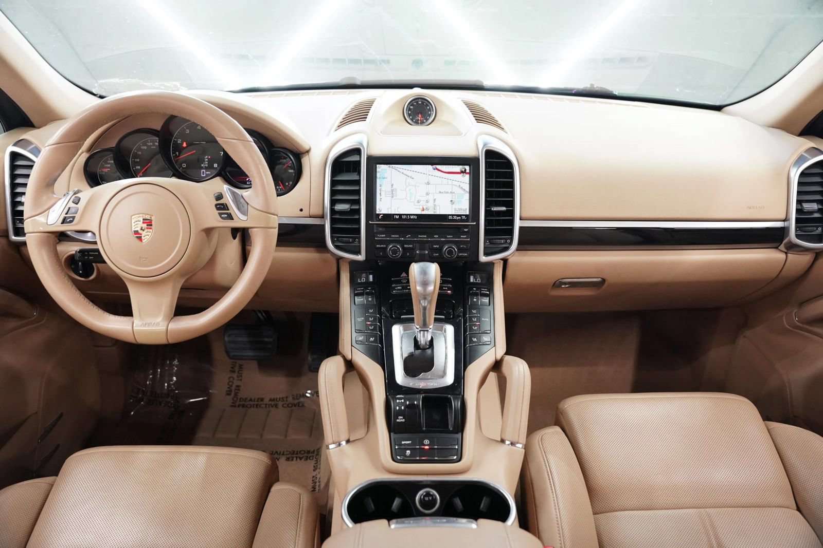 Used 2014 Porsche Cayenne AWD/4WD image 26