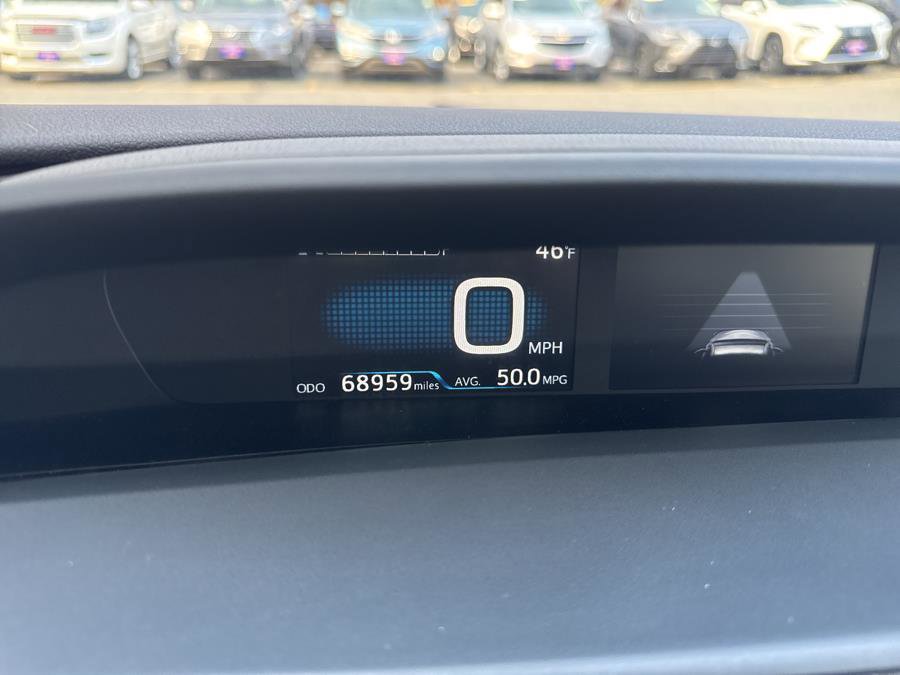 Used 2018 Toyota Prius Two image 25