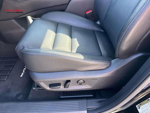 Used 2023 Nissan Rogue SL w/ SL Premium Package FWD image 34