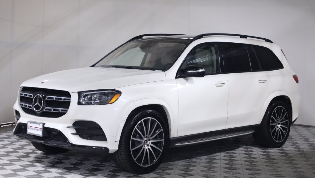 Used 2023 Mercedes-Benz GLS 450 4MATIC w/ AMG Line Exterior image 3