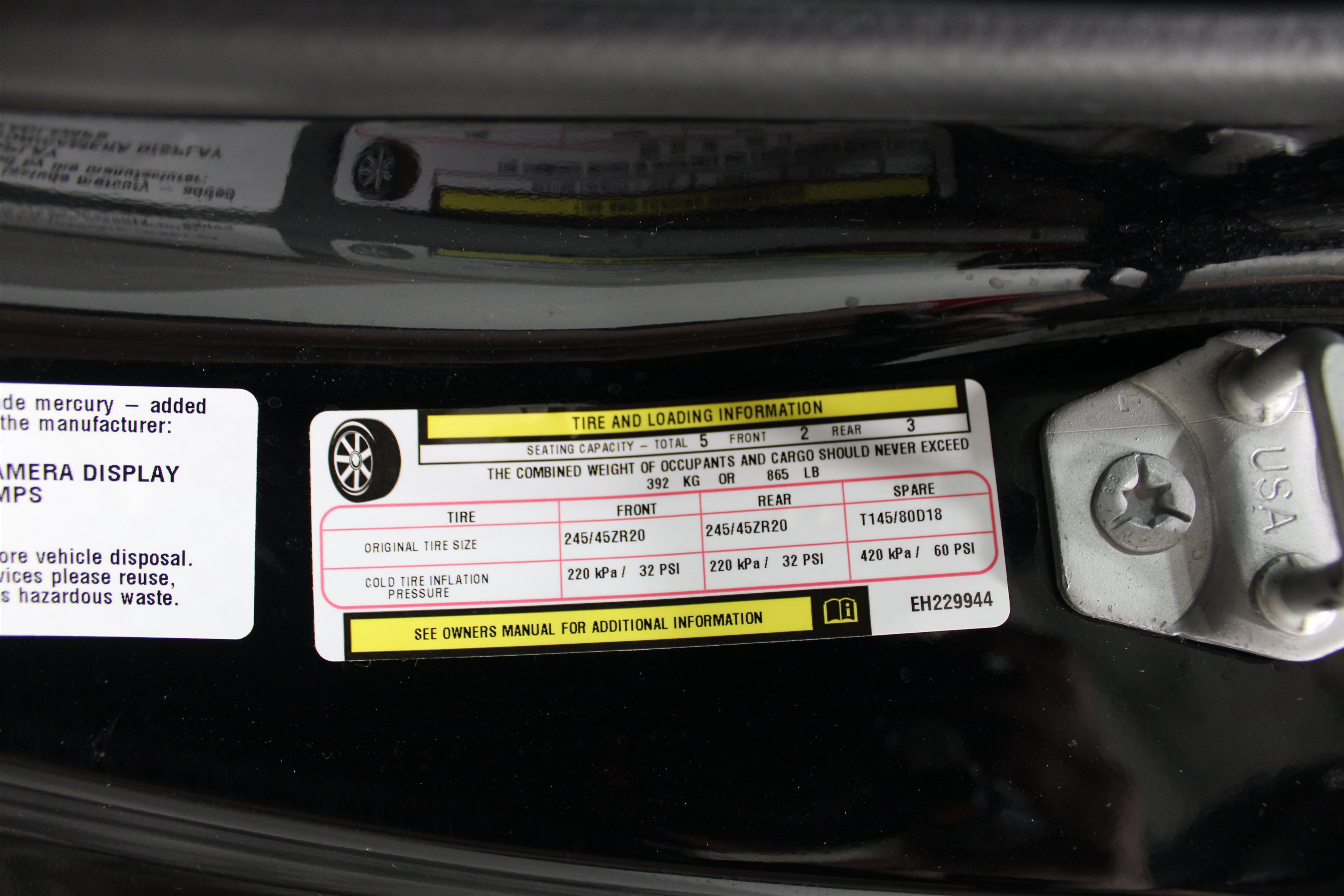 Used 2014 Dodge Challenger R/T w/ Blacktop Package RWD image 32