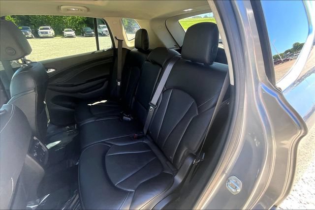 Used 2020 Buick Envision Essence AWD/4WD image 25
