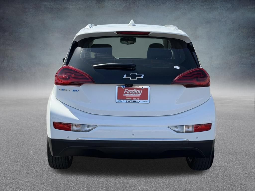 Used 2019 Chevrolet Bolt Premier w/ Infotainment Package FWD image 5