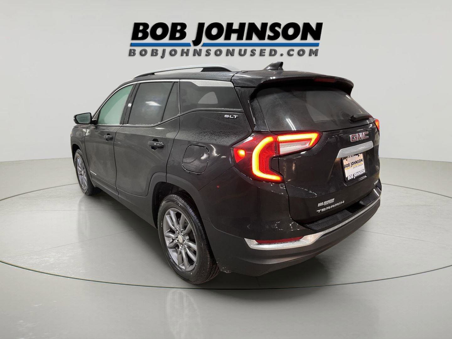 Used 2023 GMC Terrain SLT w/ LPO, Floor Liner Package image 5