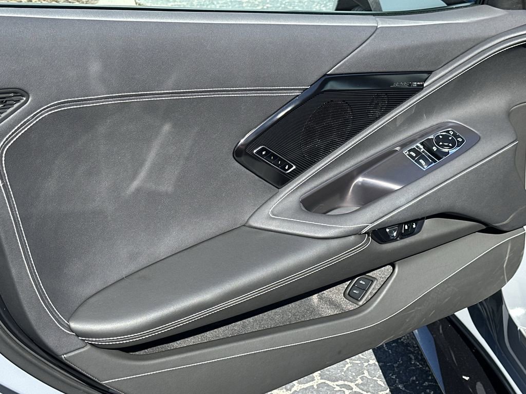 Used 2025 Chevrolet Corvette Z06 w/ Stealth Interior Trim Package image 15