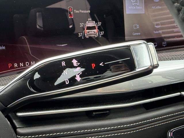 Used 2025 Cadillac Escalade ESV V AWD/4WD image 29