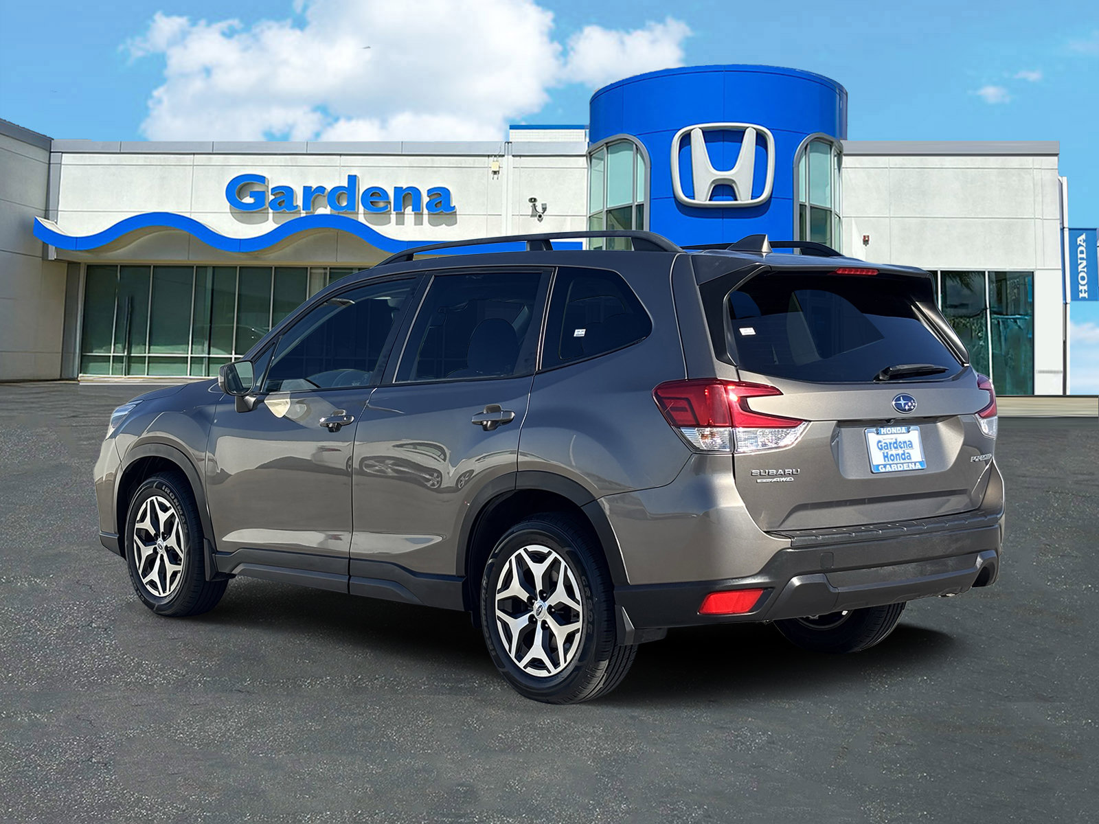 Used 2021 Subaru Forester Premium w/ Popular Package #1 AWD/4WD image 4