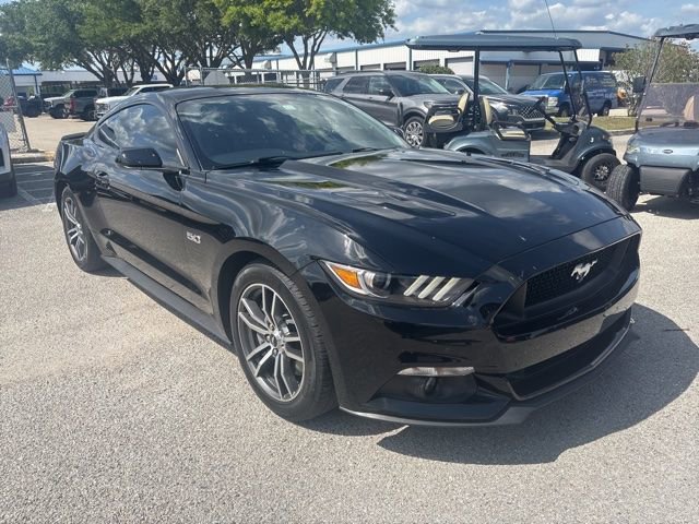 Used 2015 Ford Mustang GT RWD image 3