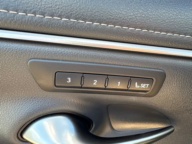 Used 2024 Lexus ES 300h w/ Premium Package FWD image 14