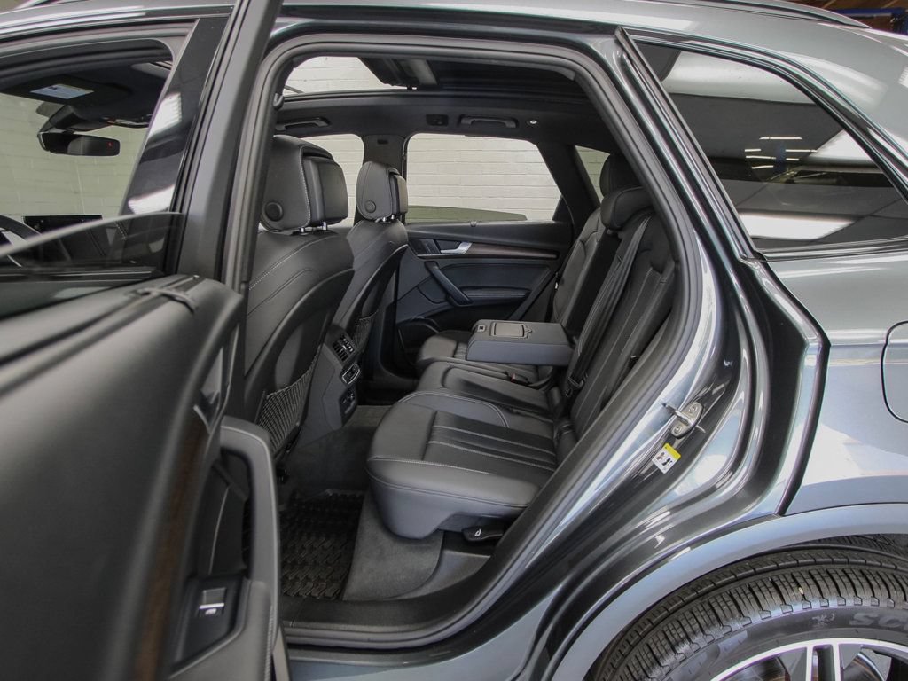 Used 2024 Audi Q5 e Premium Plus w/ Premium Plus Package AWD/4WD image 23