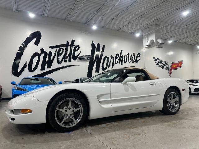 Used 2004 Chevrolet Corvette Convertible RWD image 28