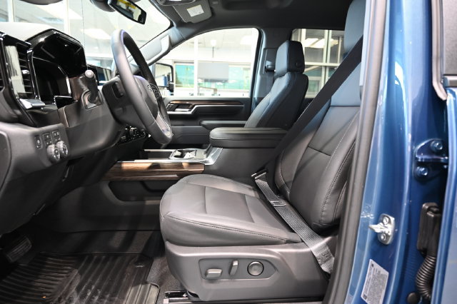 New 2026 Chevrolet Silverado 2500 LT w/ Trail Boss Package AWD/4WD image 12