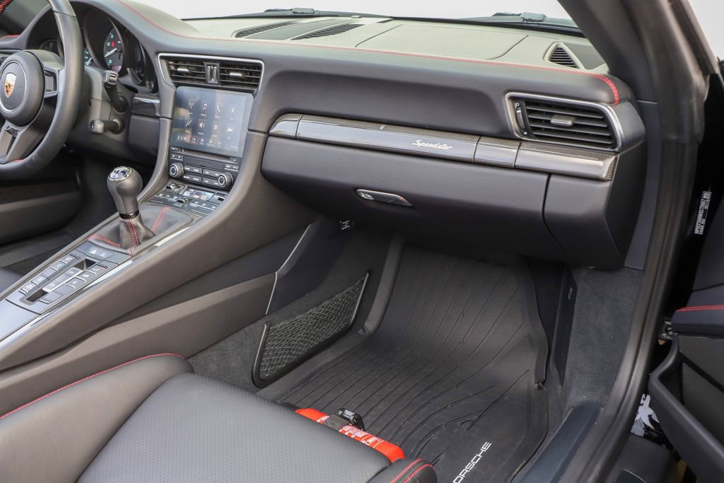 Used 2019 Porsche 911 Speedster image 38