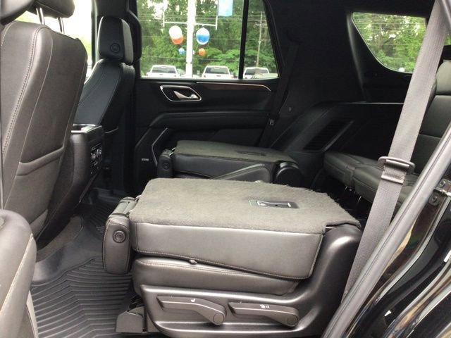 Used 2022 Chevrolet Tahoe Z71 w/ Z71 Off-Road Package AWD/4WD image 19