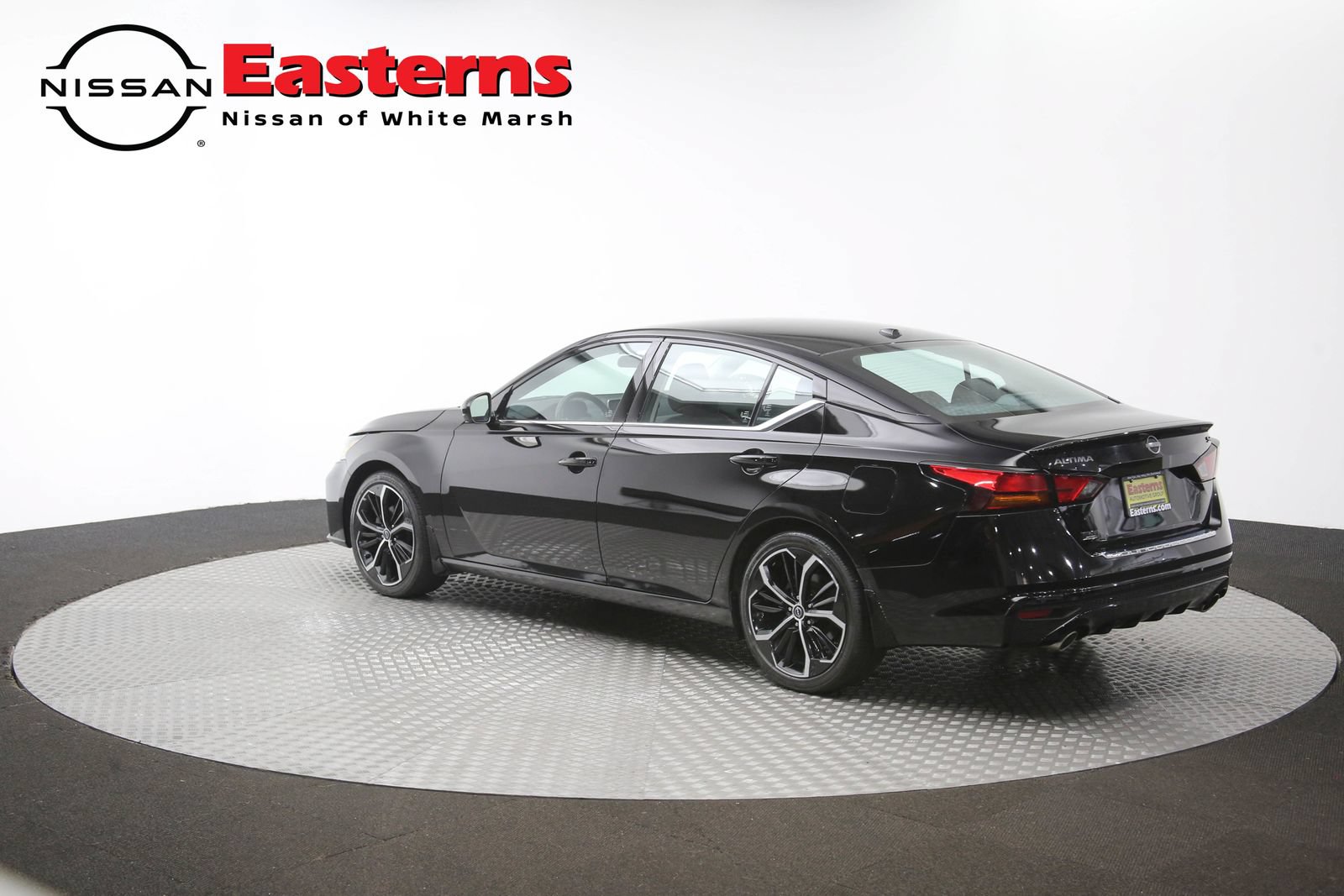 Used 2023 Nissan Altima 2.5 SR FWD image 62
