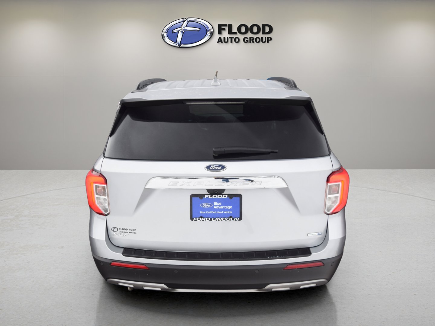 Certified 2020 Ford Explorer XLT w/ Equipment Group 202A image 5