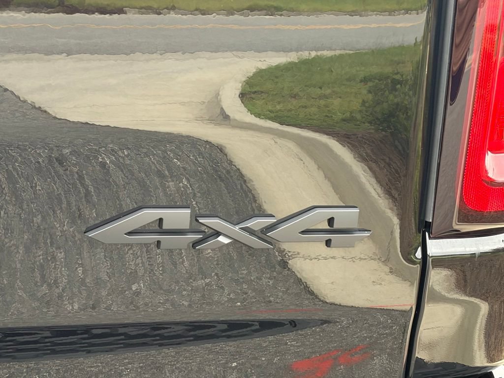 Used 2025 RAM 1500 Big Horn AWD/4WD image 25