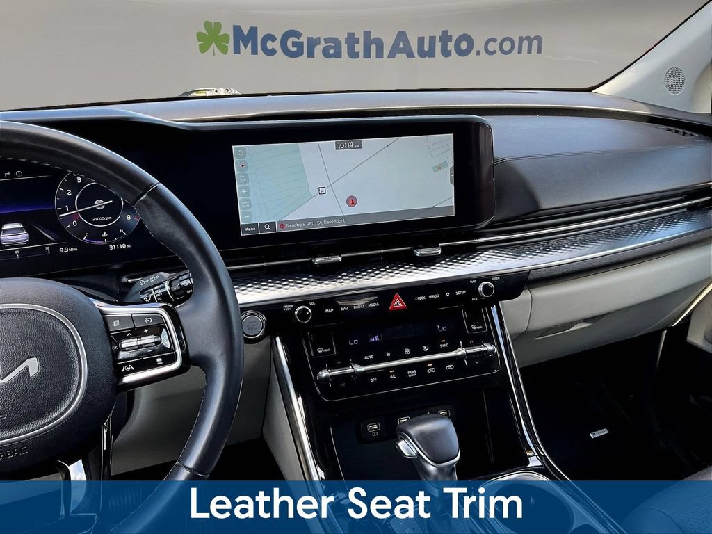 Used 2023 Kia Carnival SX Prestige FWD image 12