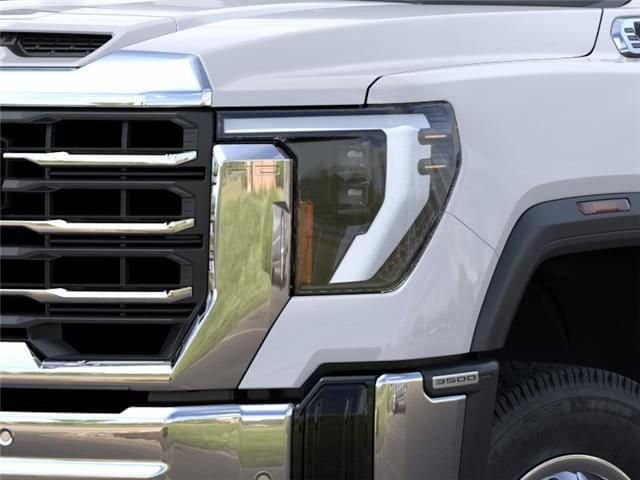 New 2026 GMC Sierra 3500 SLE w/ SLE Value Package AWD/4WD image 10
