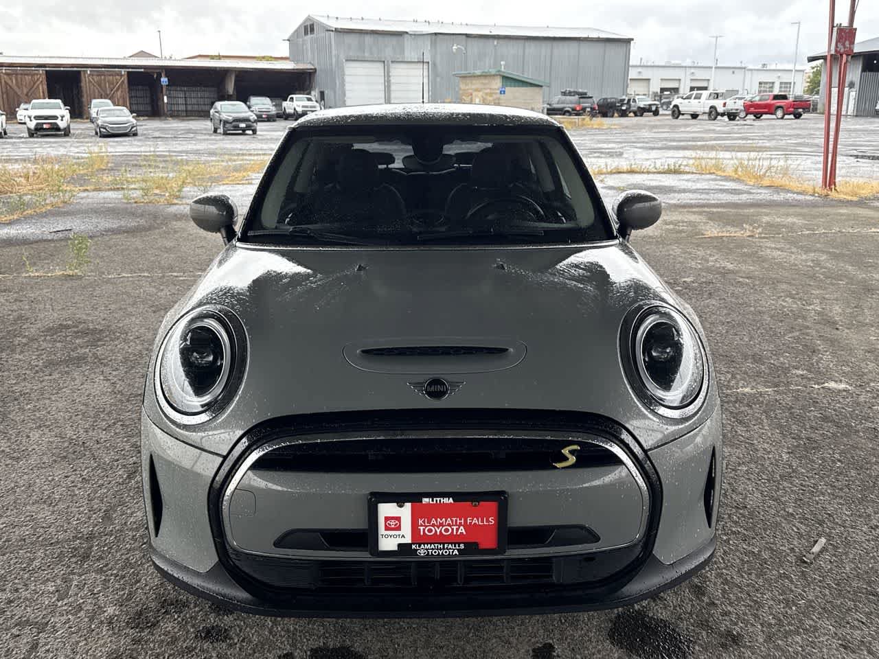 Used 2022 MINI Cooper SE FWD image 2