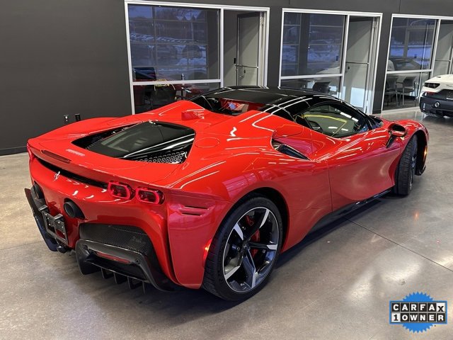 Used 2023 Ferrari SF90 Spider image 10