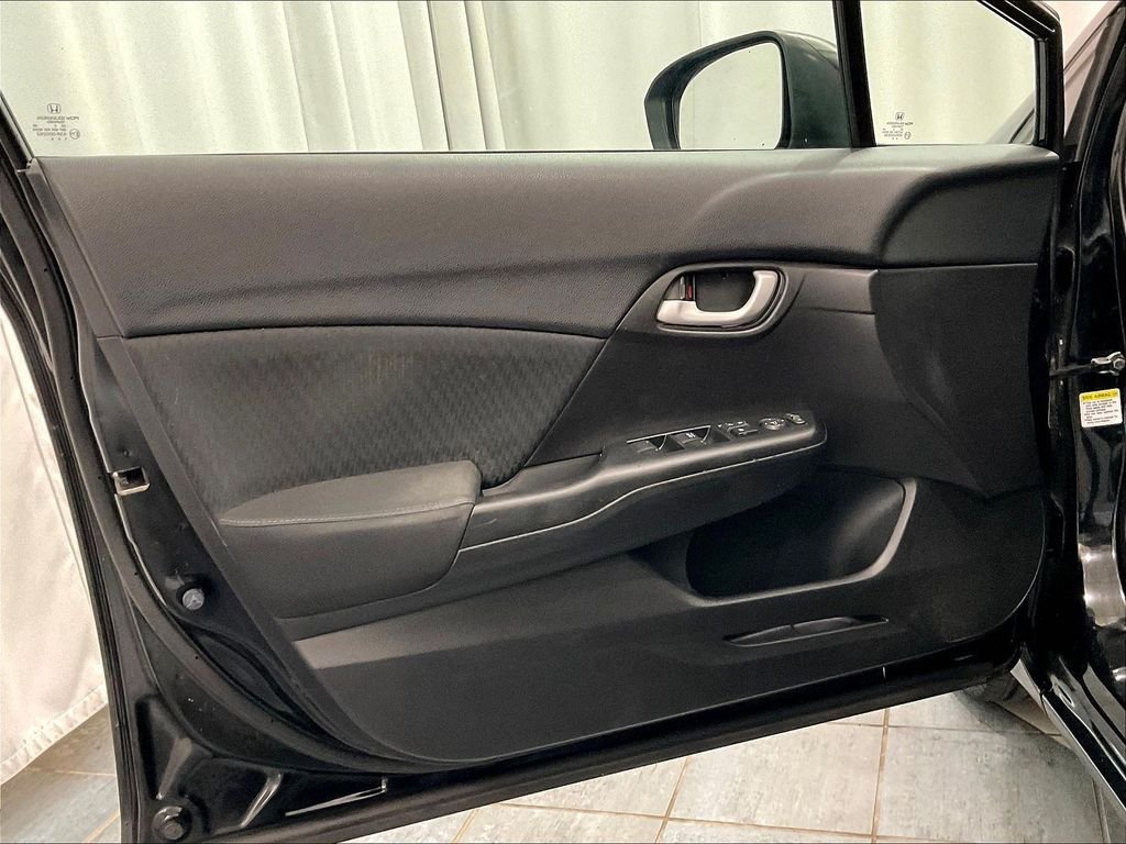 Used 2015 Honda Civic SE image 9