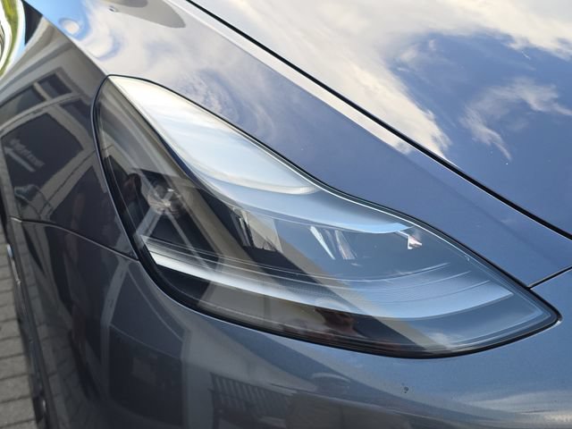 Used 2023 Tesla Model Y Long Range AWD/4WD image 10