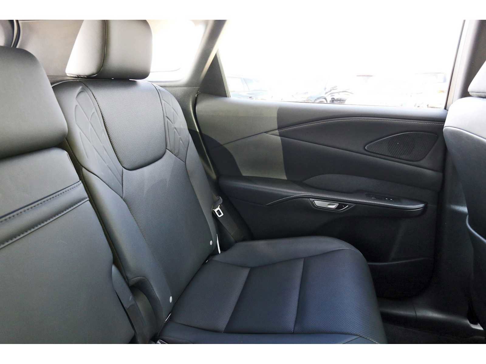 Used 2025 Lexus RX 350 Premium image 10