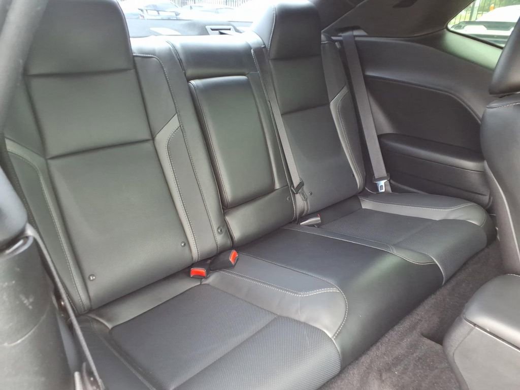 Used 2016 Dodge Challenger SXT Plus RWD image 14