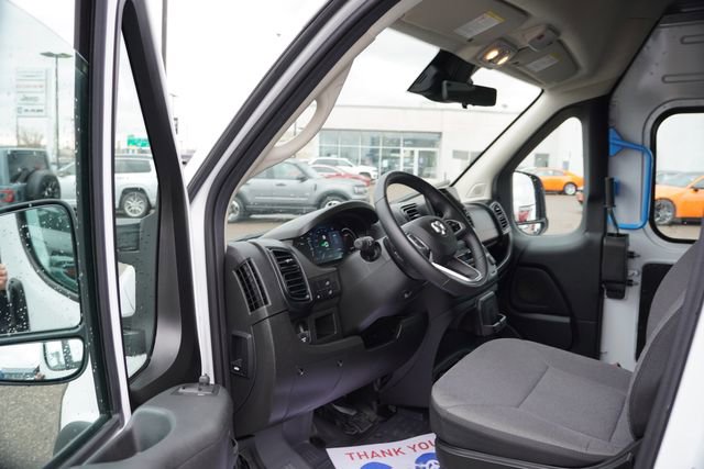 Used 2024 RAM ProMaster 3500 w/ Delivery Van Package image 15