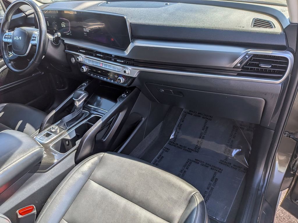 Used 2025 Kia Telluride S image 31