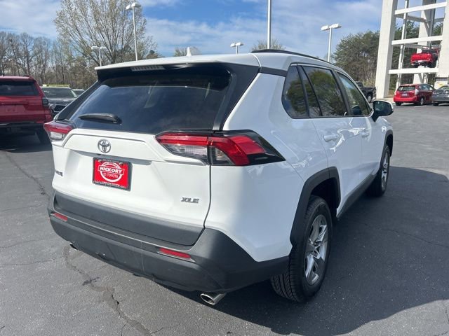 Used 2024 Toyota RAV4 XLE image 5