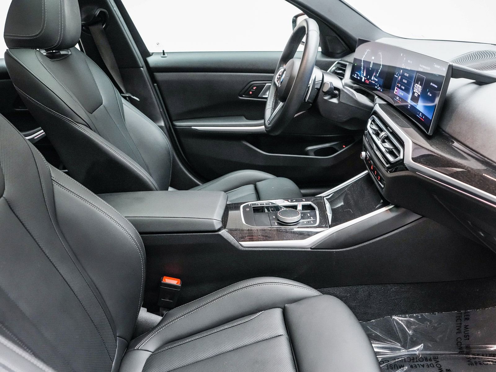 Certified 2024 BMW 330i Sedan w/ M Sport Package RWD image 18