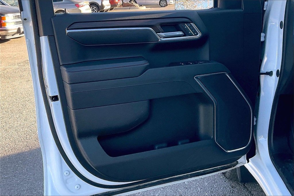 Used 2025 GMC Sierra 1500 SLT image 22