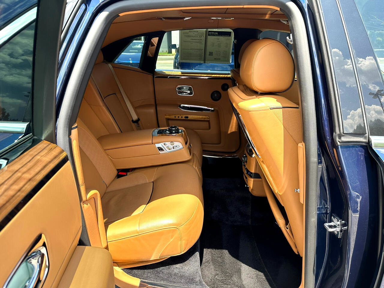 Used 2014 Rolls-Royce Ghost image 13