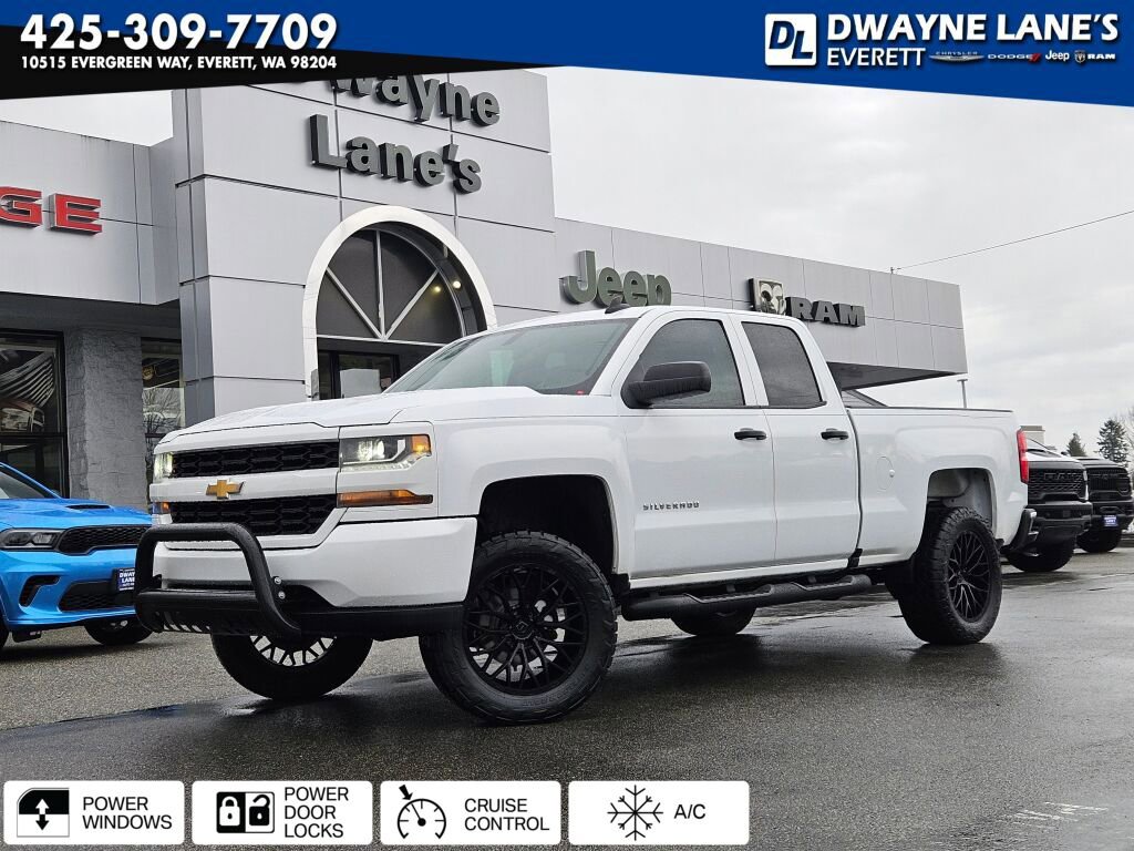 Used 2017 Chevrolet Silverado 1500 Custom w/ Custom Convenience Package image 1