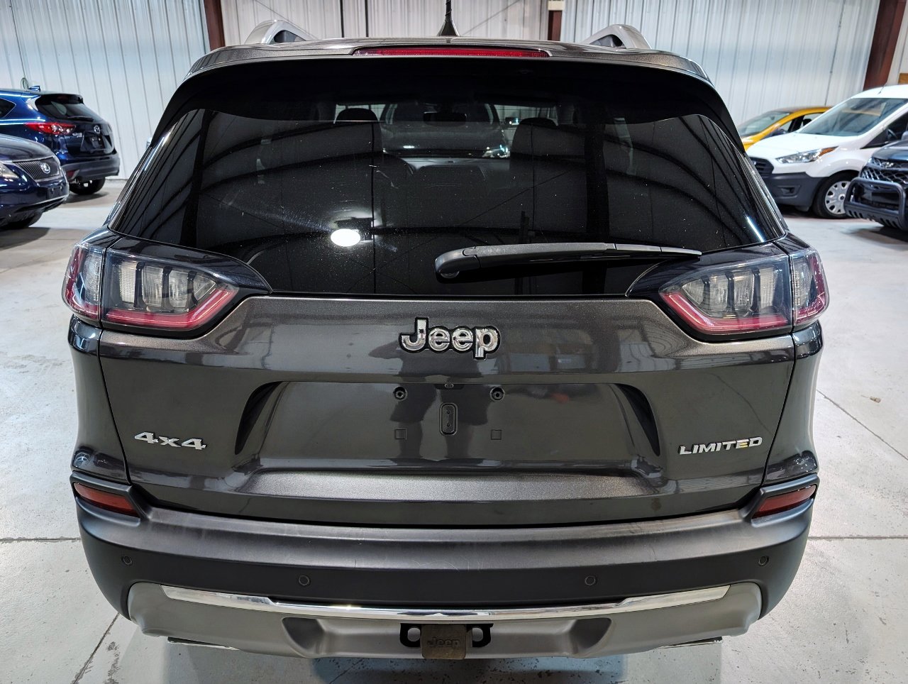 Used 2019 Jeep Cherokee Limited w/ Trailer Tow Group image 5